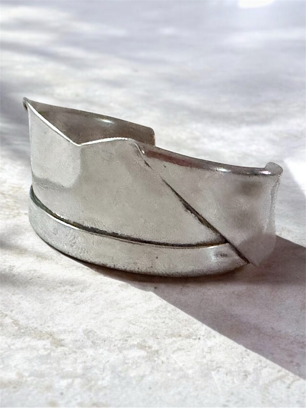 Vintage Unsigned Modernist Sculptural Silver Cuff Bracelet – 38.2 Grams
